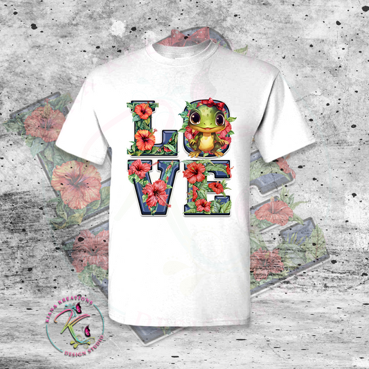 Puerto Rico Inspired-LOVE PR Chibi Girl Frog Center Print T-Shirt